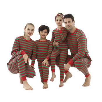 2023 Семейные коврики Наряды Мать Отец Дети Рождественская пижама Одежда для семейного образа Рождественская домашняя одежда Пижама для пар Пижамы